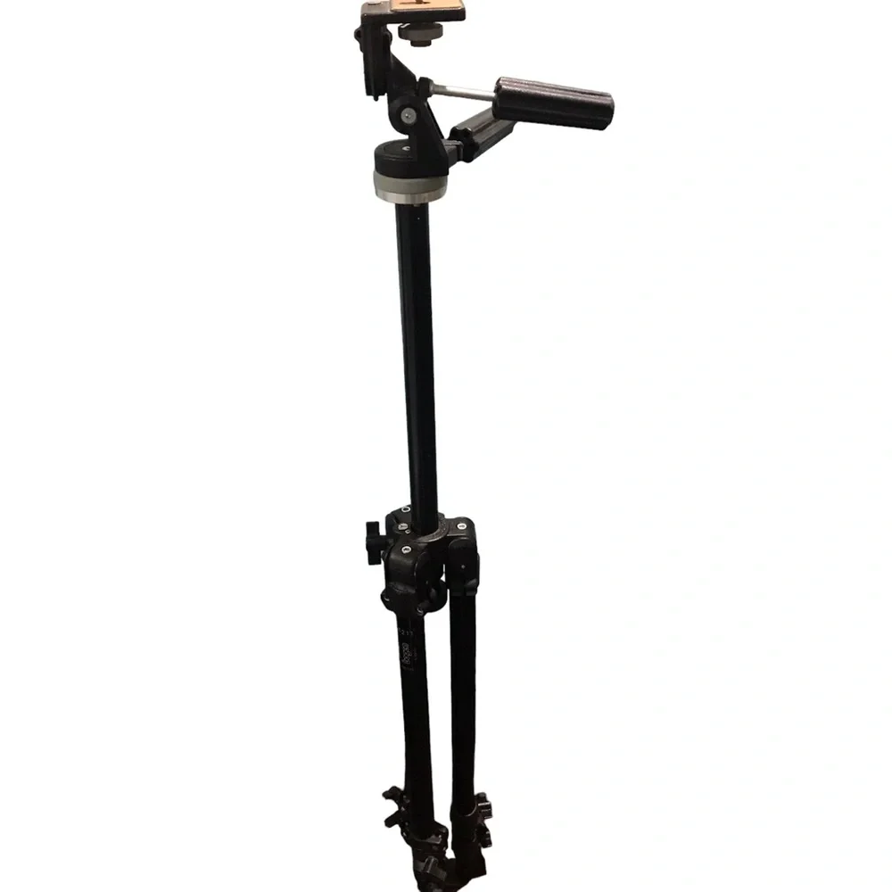 Bogen Manfrotto 3211 Professional Camera Tripod 24-67” anodized legs /3029 Head